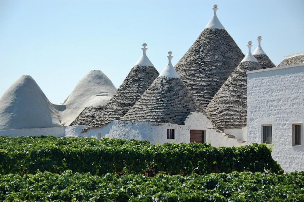 buying masseria in puglia