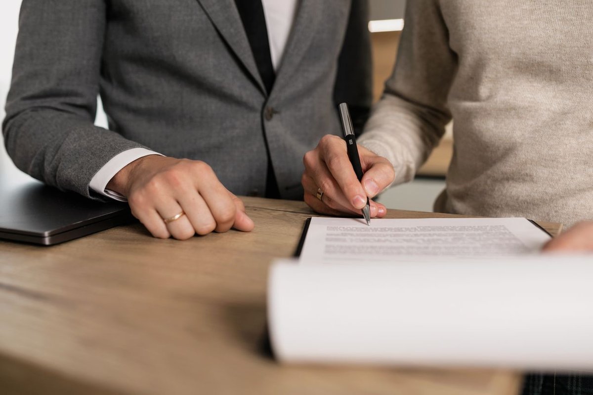 depositing purchase price notary Italy