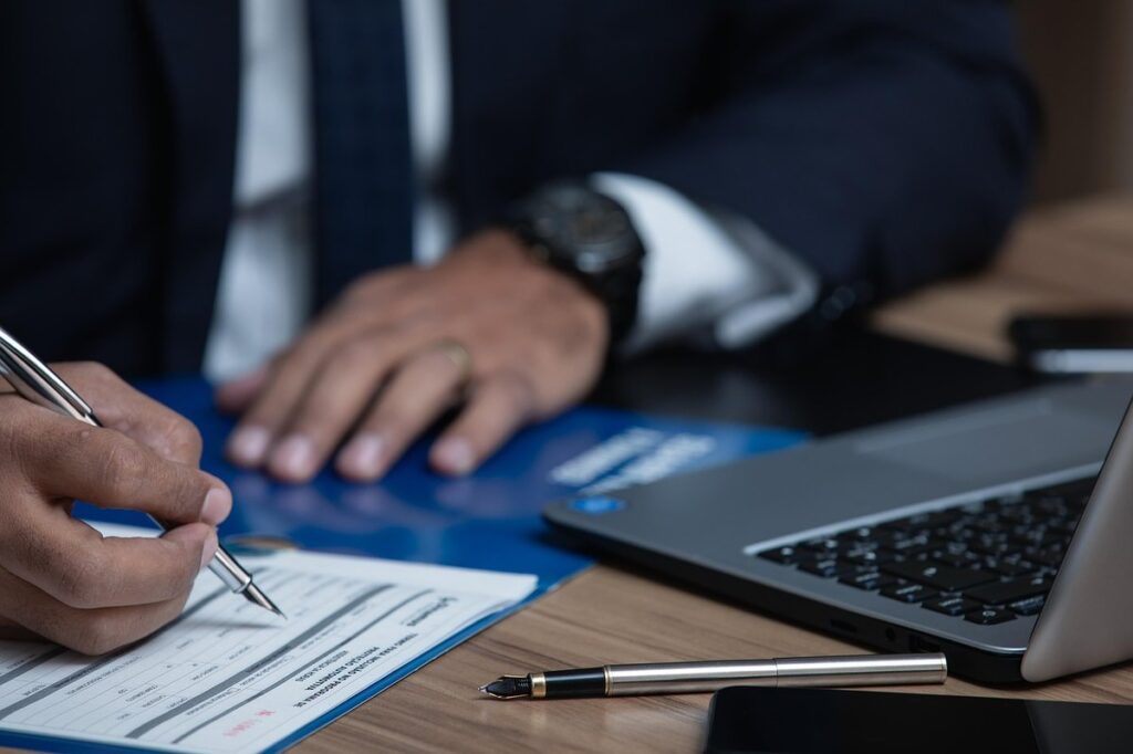 Italian notary vs lawyer