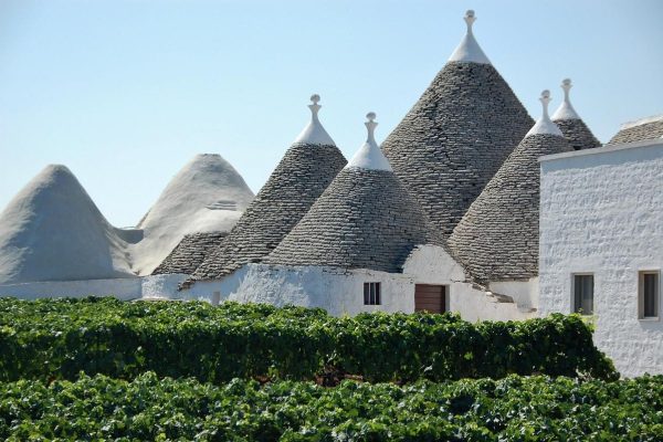 buying masseria in puglia